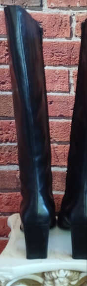 Bianco Boots - Picture 8 of 16